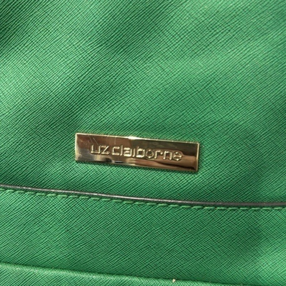 Liz Claiborne Green Satchel Shoulder Bag Purse Gold‎ Chain Accents - Picture 2 of 8